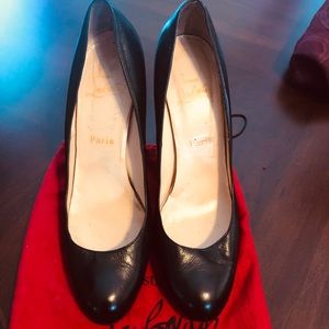 Black Simple 100 Pump